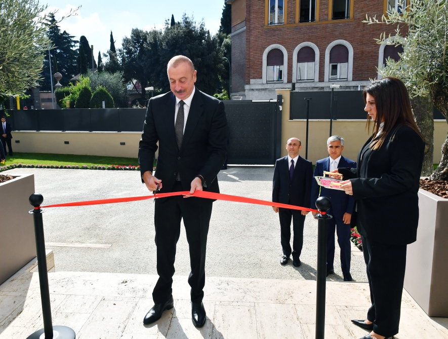 İlham Əliyev Romada Azərbaycan səfirliyinin yeni binasının açılışında – FOTO/VİDEO