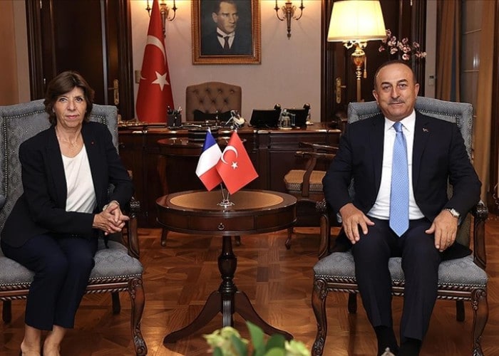 Mövlüd Çavuşoğlu fransalı həmkarı ilə görüşdü