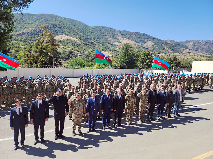 Anım Günü ilə əlaqədar Azərbaycan Ordusunda silsilə tədbirlər keçirilib - FOTO