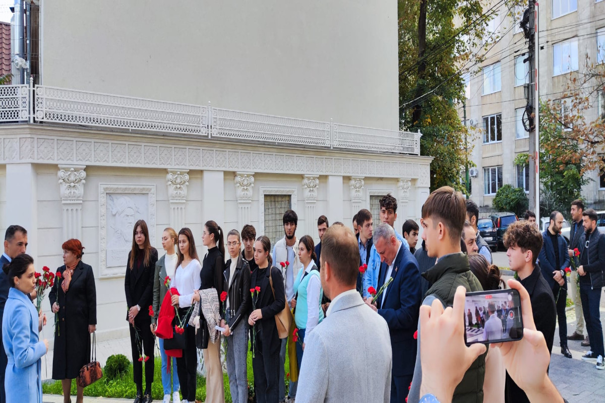 Moldovada Anım günü ilə bağlı TƏDBİRLƏR keçirilib - FOTO