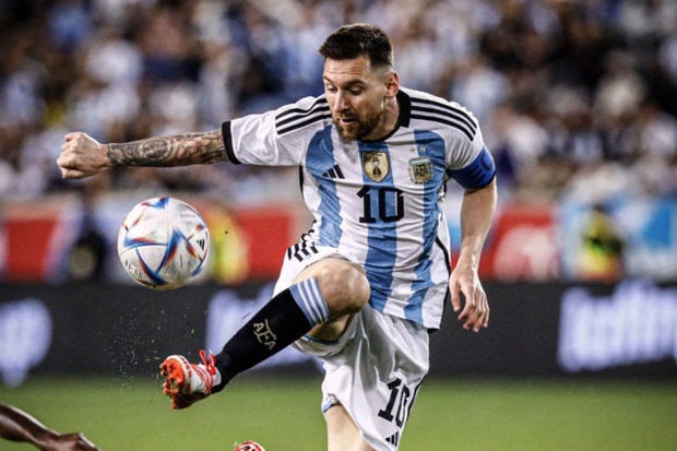 Messi Argentina millisində dubla imza atdı - VİDEO