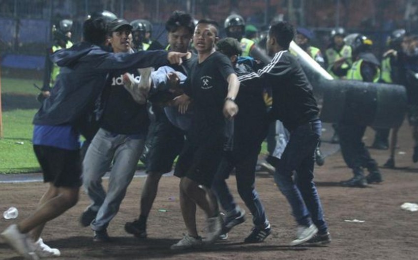 İndoneziyada stadionda həlak olanların sayı 174-ə çatdı