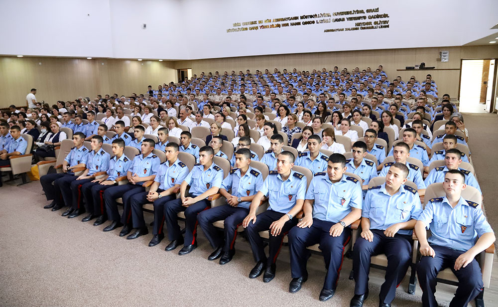 Xüsusi təyinatlı təhsil müəssisələrində “Müəllimlər Günü” - FOTO 