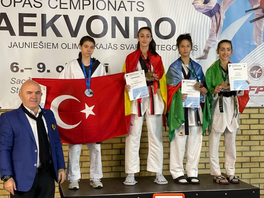 Taekvondoçumuz Avropa çempionatında bürünc medal aldı - FOTO