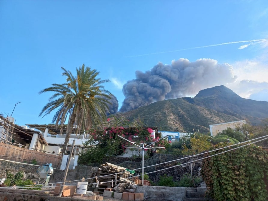 İtaliyada Stromboli vulkanı yenidən fəallaşdı