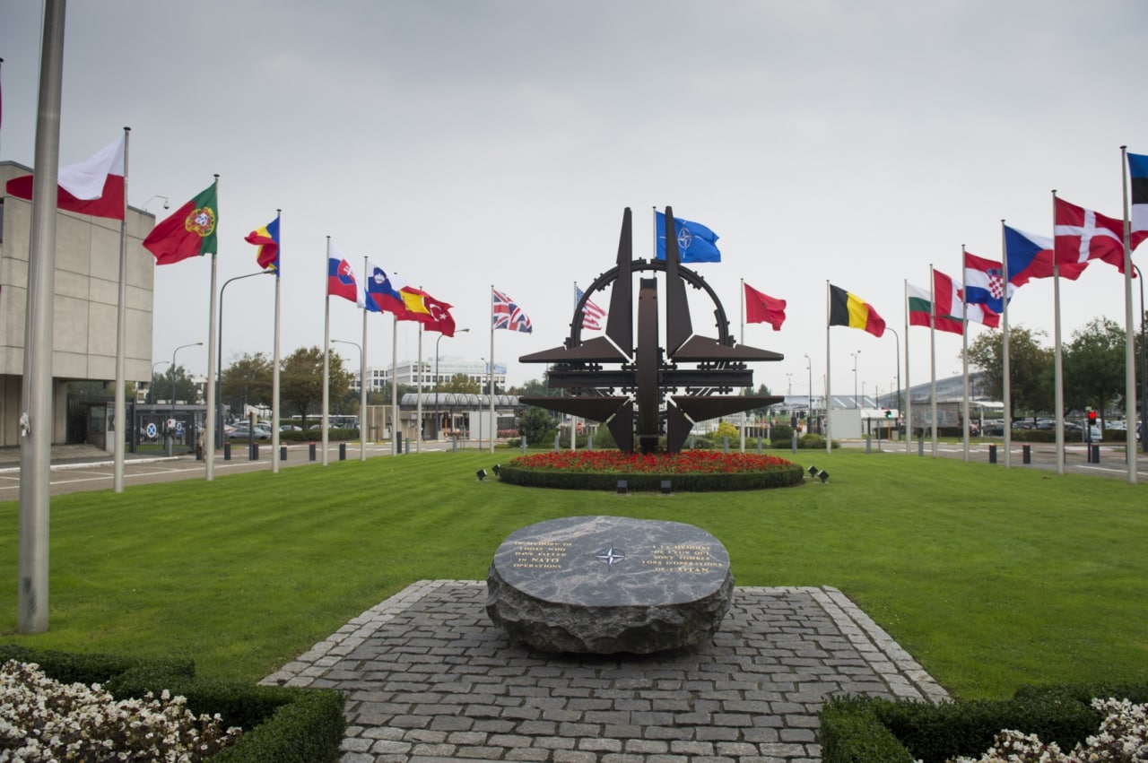NATO Rusiyanın raket atışlarını Ukrayna kəşfiyyatına ötürür - FOTO NATO Rusiyanın raket atışlarını Ukrayna kəşfiyyatına ötürür - FOTO