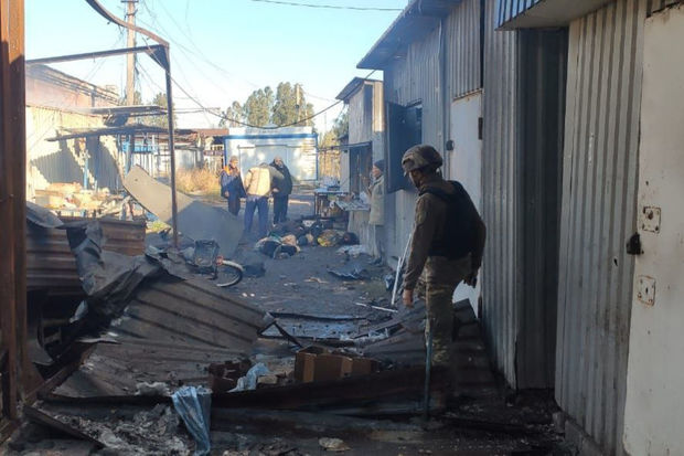 Rusiya Donetsk bazarını vurdu - Ölənlər və yaralananlar var - FOTO