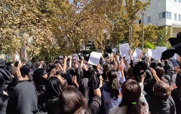 Tehranda daha bir AKSİYA – Molla rejiminə qarşı şüarlar səsləndirilir - ANBAAN VİDEO  