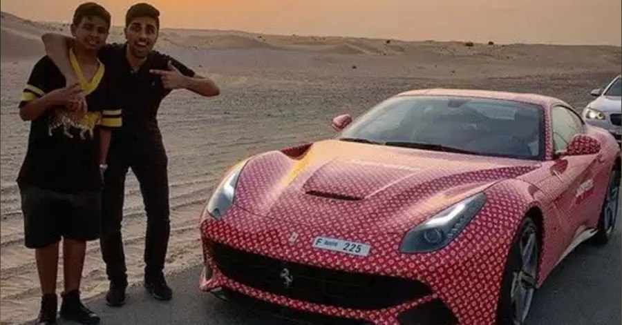 İran mollalarının övladları Hollivudda “Lamborgini” ilə gəzir - FOTO 