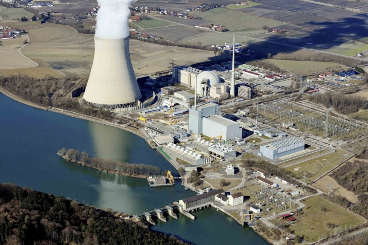 Almaniyada atom elektrik stansiyaları BAĞLANIR  