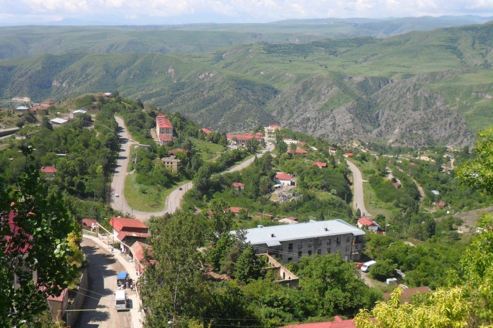 Laçın dəhlizini tərk edən sülhməramlıların postlarından GÖRÜNTÜLƏR 