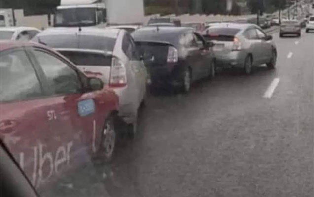 Paytaxtda taksi sürücüləri QƏZA TÖRƏTDİ – 4 “Prius