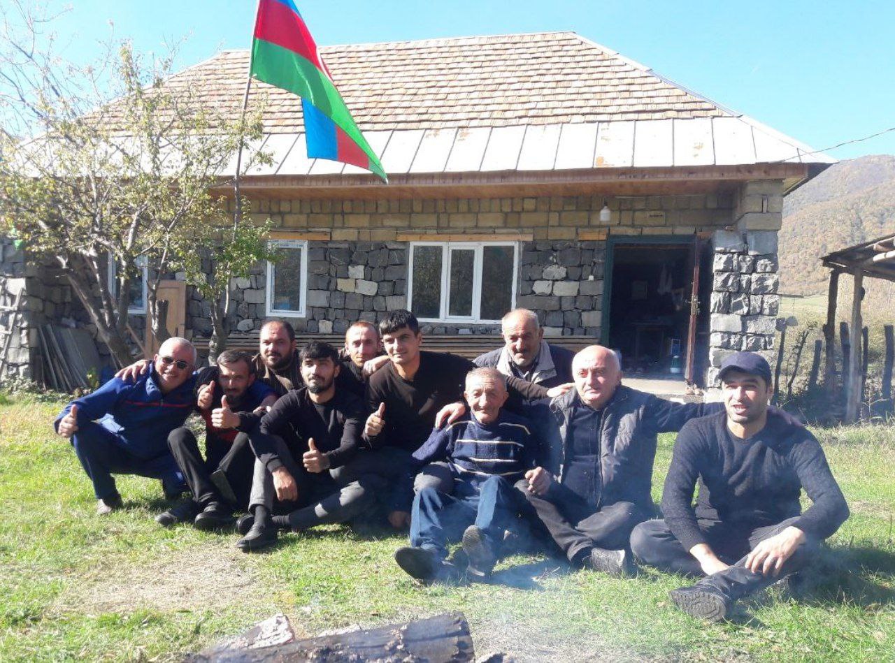 Şəkili məşhur Hikmət babadan XƏBƏR VAR – Zəfər günü onun həyətində nələr baş verdi? - FOTO