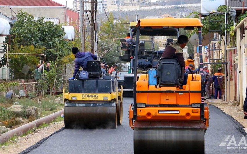 Paytaxtın bu küçəsi təmir edilir - FOTO Paytaxtın bu küçəsi təmir edilir - FOTO