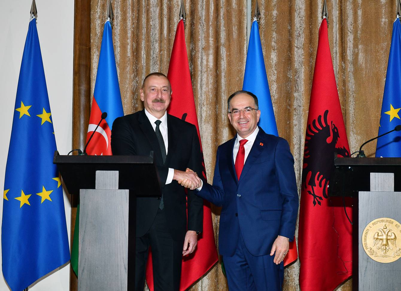 İlham Əliyev Albaniya prezidentini Azərbaycana dəvət etdi