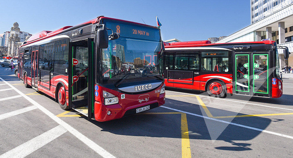 Bakıda 196 marşrut avtobusu GECİKİR