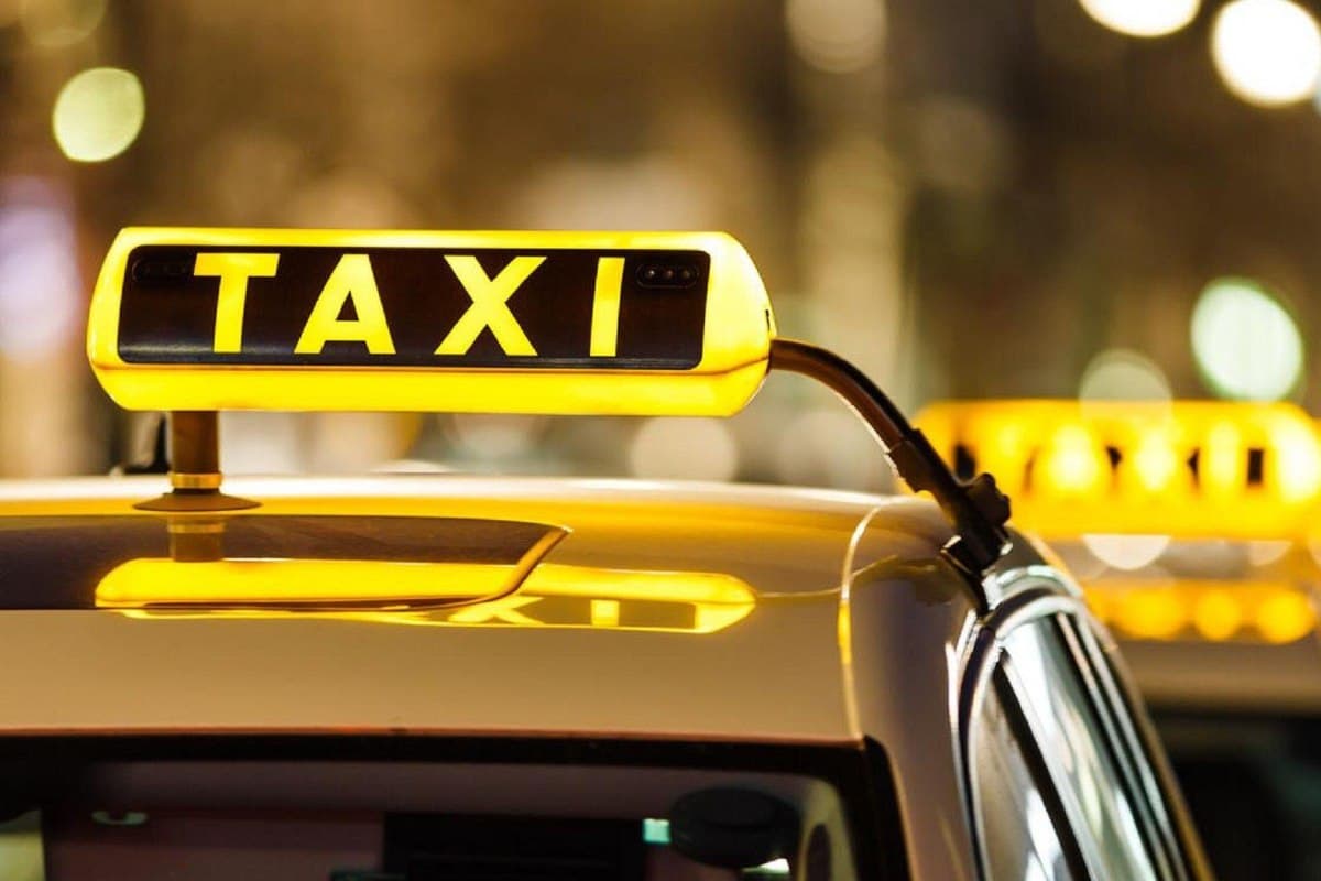 Paytaxtda ƏMƏLİYYAT - Taksi sürücüsünü şantaj edən qadın saxlanıldı 