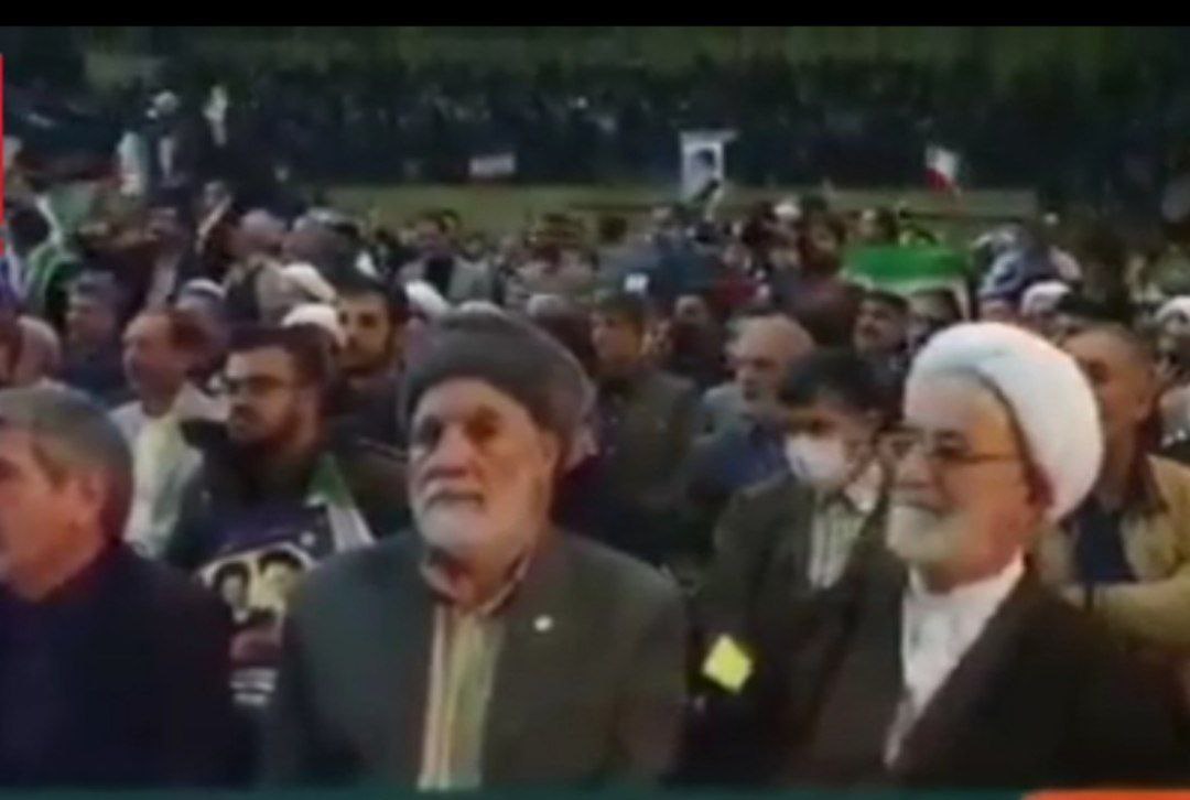 Etirazçı İran prezidentinin sözünü kəsdi: “Korrupsiyanı dayandırın” - ANBAAN VİDEO