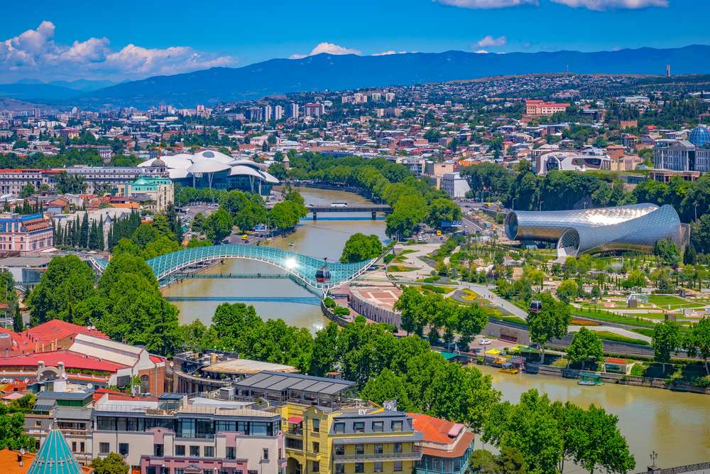 Tbilisidə Gürcüstanın Azərbaycanla Ermənistan arasında vasitəçilik rolu müzakirə edilib