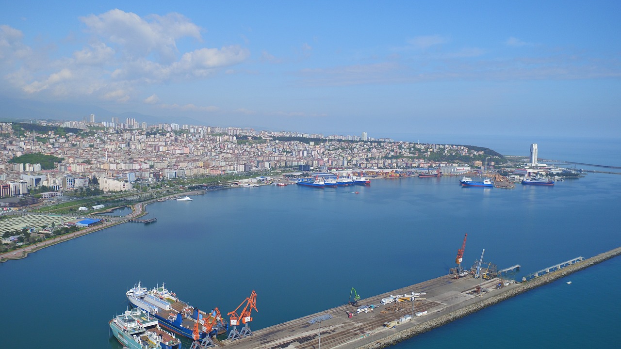 Türkiyədə limanda PARTLAYIŞ OLUB - FOTO/VİDEO