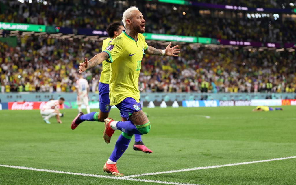 Neymar Pelenin rekordunu təkrarladı