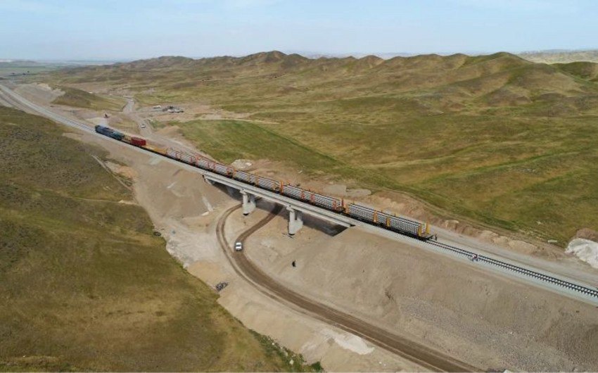 Horadiz-Ağbənd dəmir yolu xəttində işlər neçə faiz icra edilib? Horadiz-Ağbənd dəmir yolu xəttində işlər neçə faiz icra edilib?