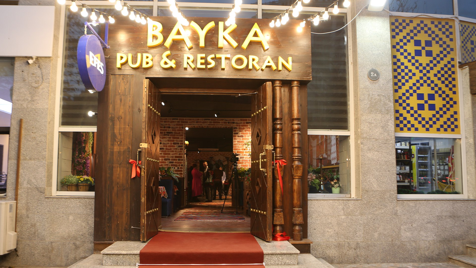 Bakıda daha bir Ukrayna restoranı açıldı - VİDEO