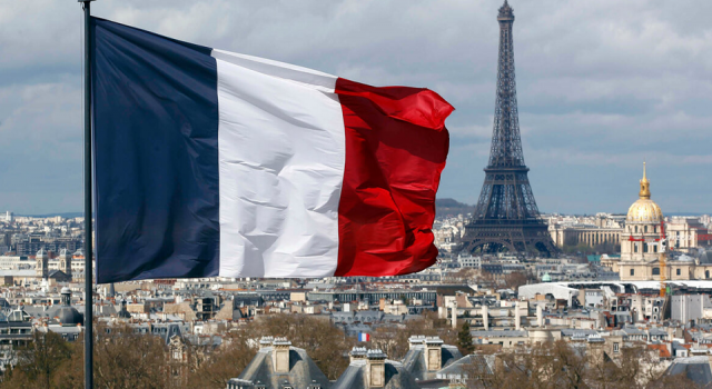 “Korsikalıların Fransadan hüquqlarını tələb etmək haqqı var” – Deputat
