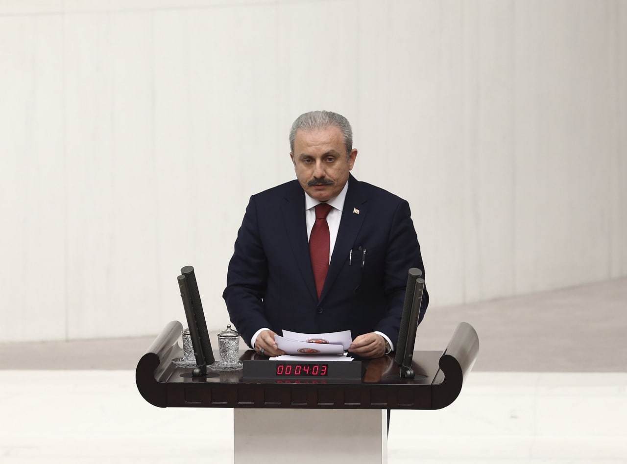 Şentop: Türkiyədə prezident seçkiləri planlaşdırılandan tez baş tuta bilər