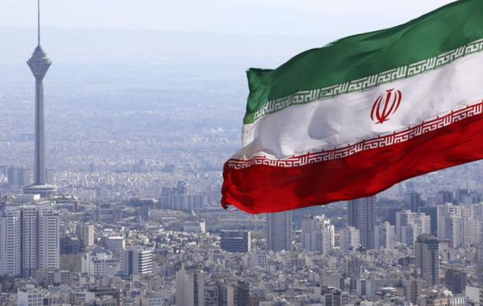 İranda əlil qız təhlükəsizlik idarəsinə çağırıldı - 