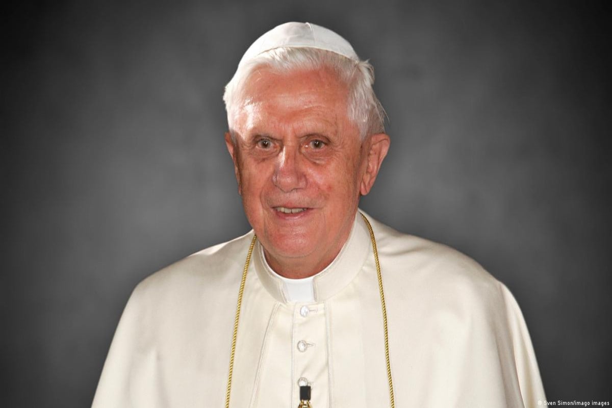 Papa XVI Benediktin səhhəti kəskin pisləşdi