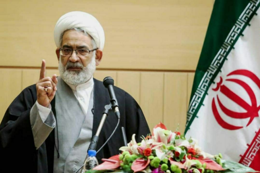 Hicablı qadınlar İran baş prokurorunun HƏDƏFİNDƏ