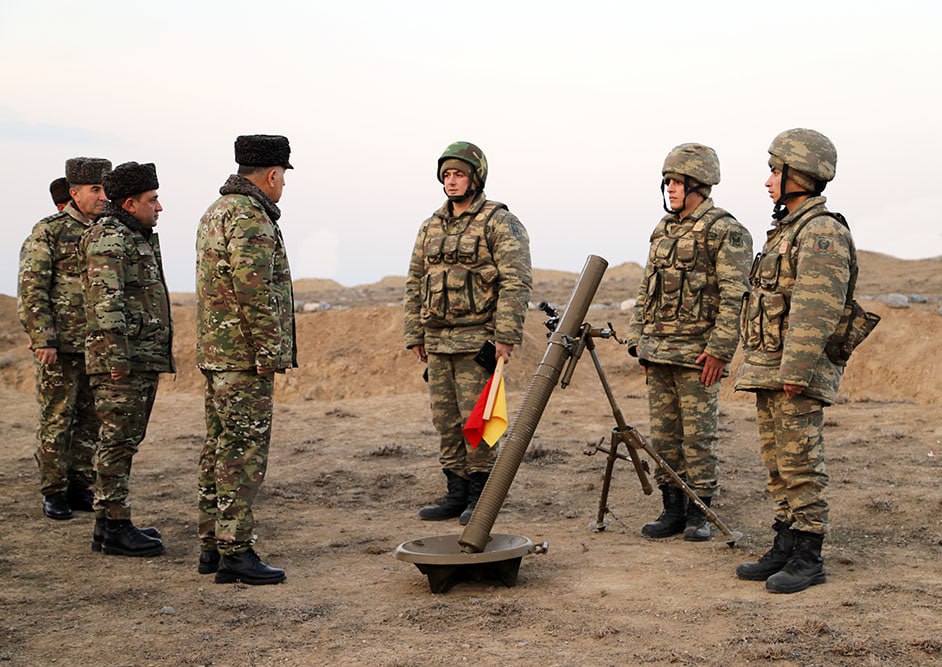 General-polkovnik Kərim Vəliyev Ermənistanla sərhədə getdi – FOTO