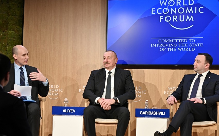 Prezident: “Tezliklə Bakıda, dəniz limanının yaxınlığında azad ticarət zonası açılacaq” Prezident: “Tezliklə Bakıda, dəniz limanının yaxınlığında azad ticarət zonası açılacaq”