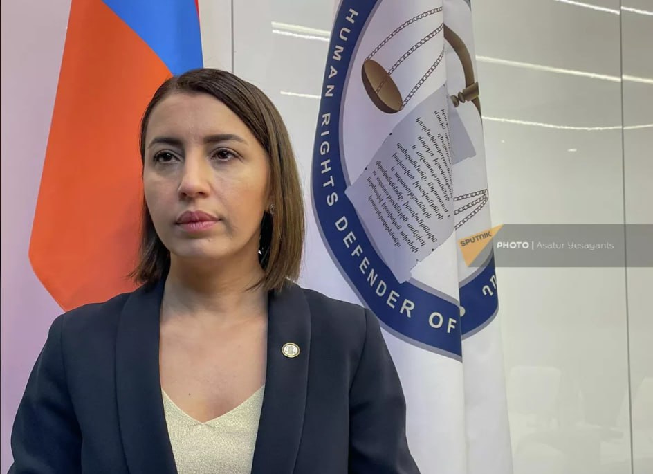 Ermənistanın ombudsmanı istefa verdi
