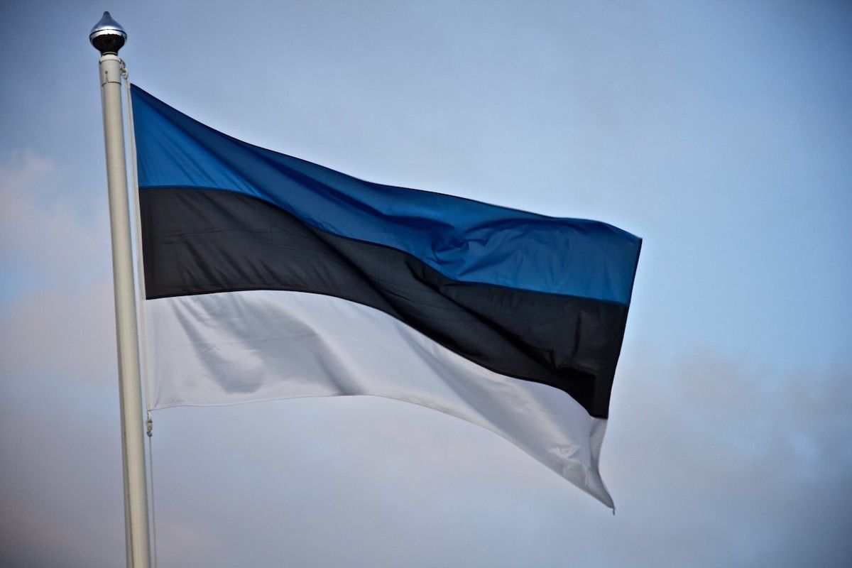 Estoniya Rusiya səfirini ölkədən çıxarır