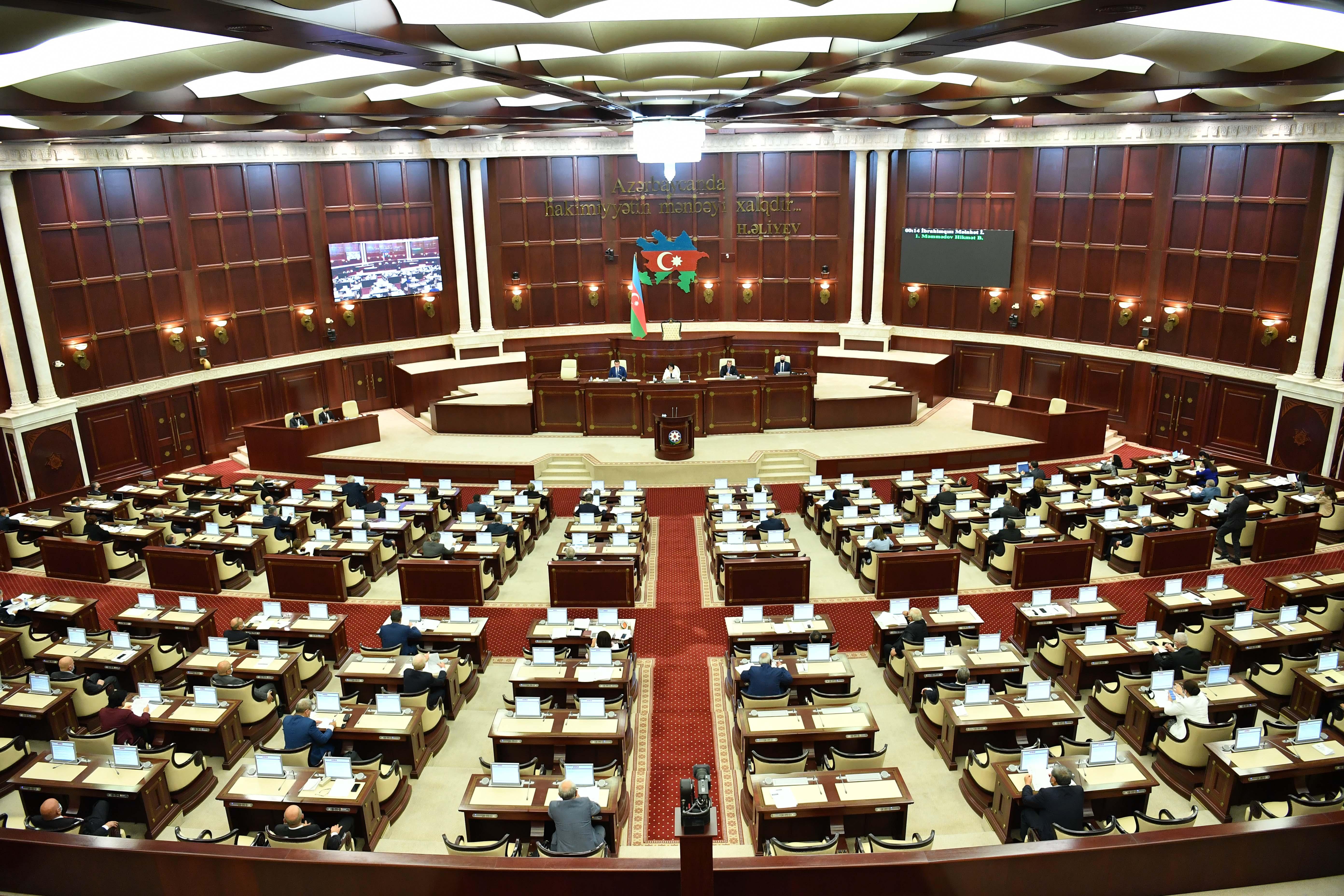 Parlamentin İntizam komissiyasının tərkibi təsdiqləndi – SİYAHI  