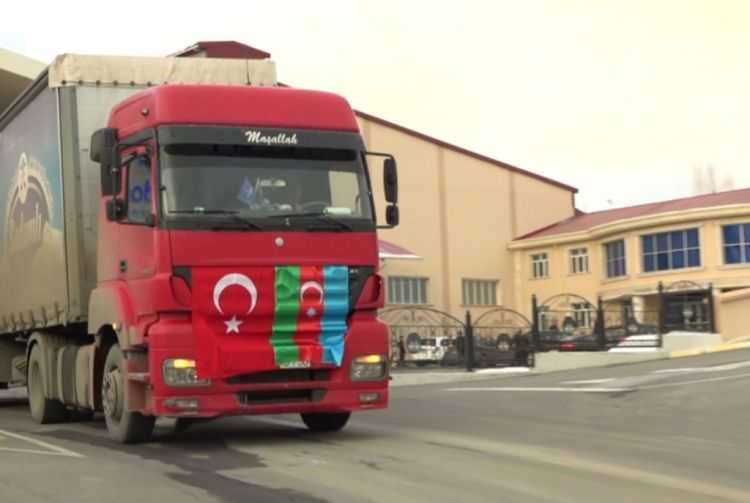 “Badamlı” şirkəti Türkiyəyə 35 ton yardım göndərdi - VİDEO
