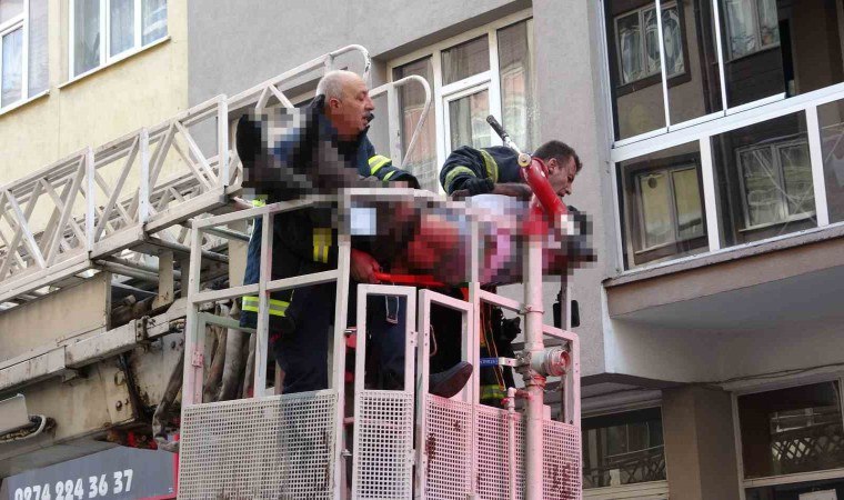 Bədbəxt HADİSƏ: Zəlzələdən qurtulub, yanğında həyatını İTİRDİ - FOTO