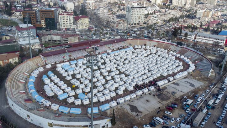 FHN Kahramanmaraşda çadır şəhərciyi QURUR - FOTO