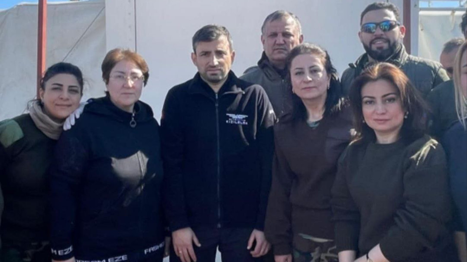 Könüllü həkimlərimiz Kahramanmaraşda Selçuk Bayraktarla bir ARADA - FOTO