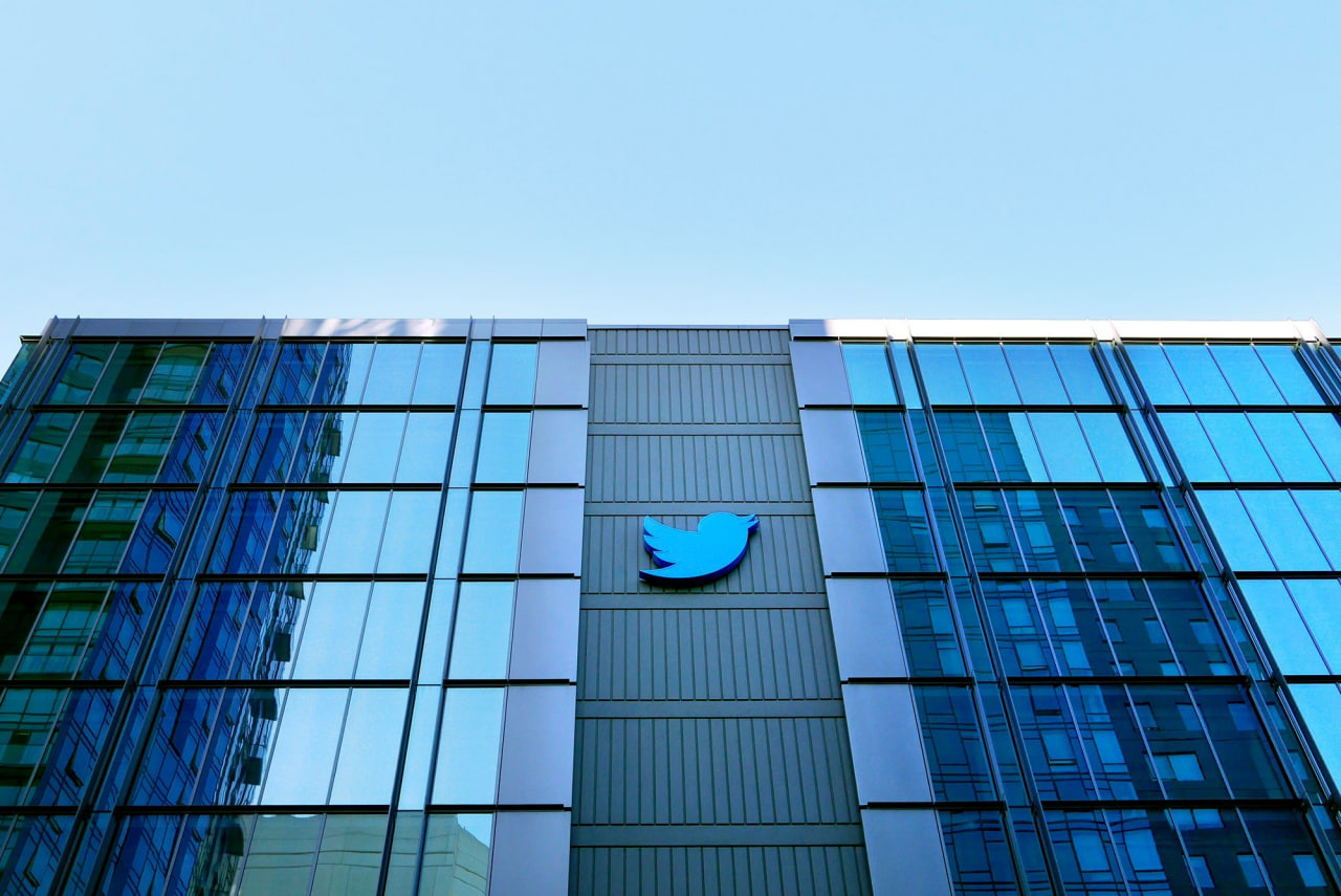 Twitter-də daha 200 nəfər işdən çıxarıldı