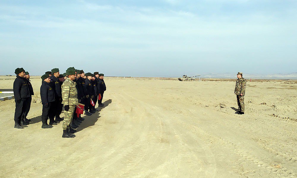 Ordumuzun tank bölmələrində döyüş hazırlığı YOXLANILDI - VİDEO
