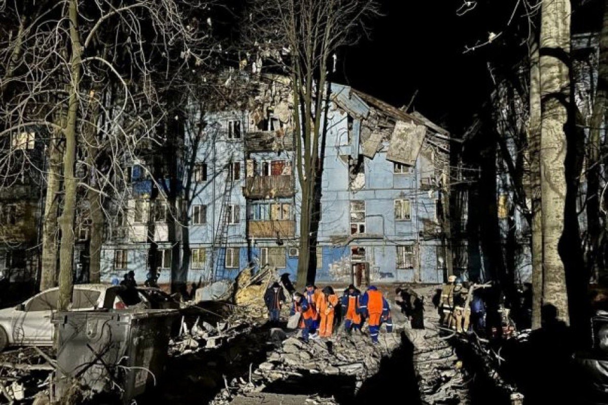 Zaporojyeyə raket zərbələrində ölənlərin sayı 5-ə çatıb Zaporojyeyə raket zərbələrində ölənlərin sayı 5-ə çatıb