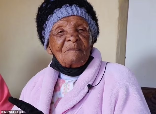 Dünyanın ən yaşlı qadını vəfat etdi - 128 yaşında 