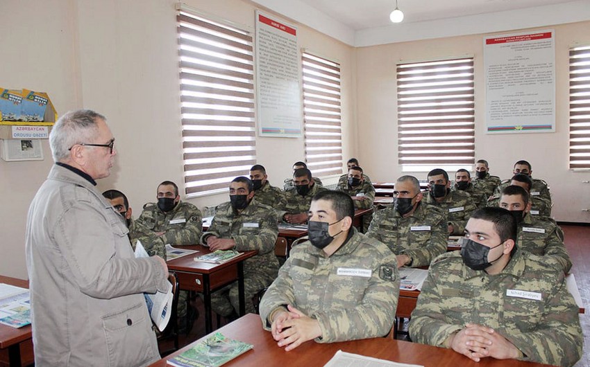 Hərbi qulluqçularımıza psixoloji dəstək fəaliyyətləri davam etdirilir - FOTO 