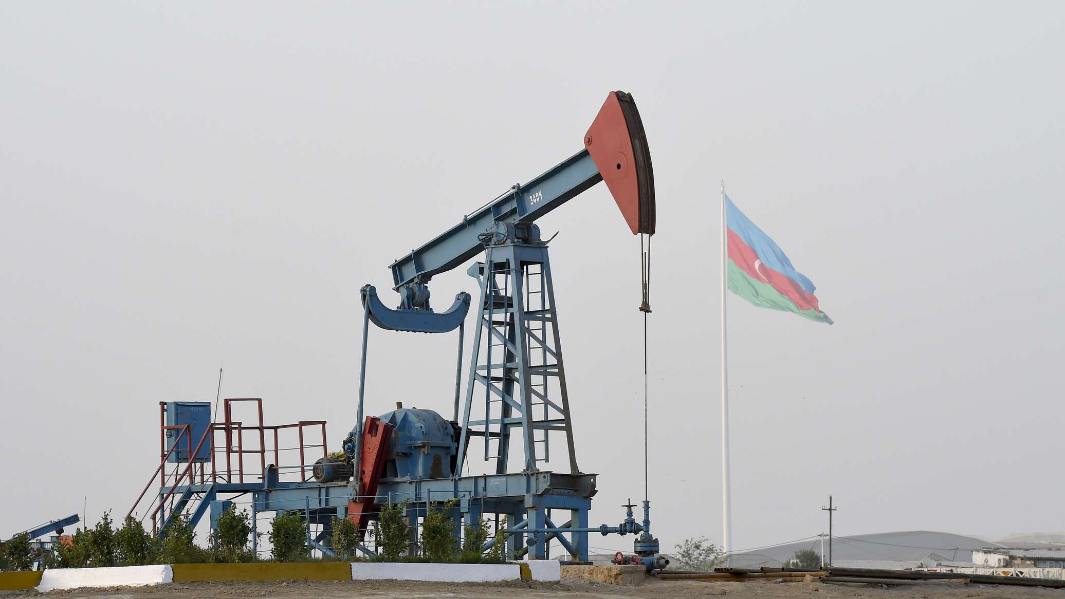 Azərbaycan nefti 81 dollara satılır