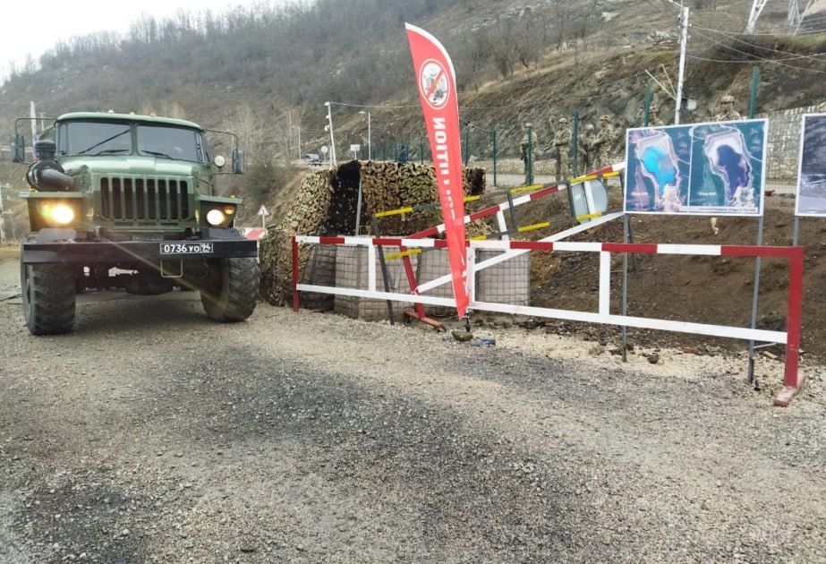 Sülhməramlıların daha 25 maşını Laçın yolundan maneəsiz keçdi – YENİLƏNİB  