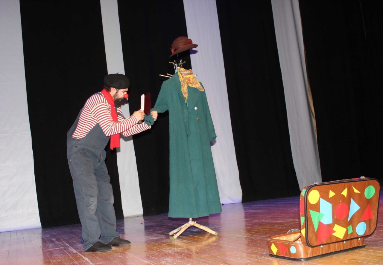 Pantomim Teatrı Qəbələdə tamaşa verdi - FOTO