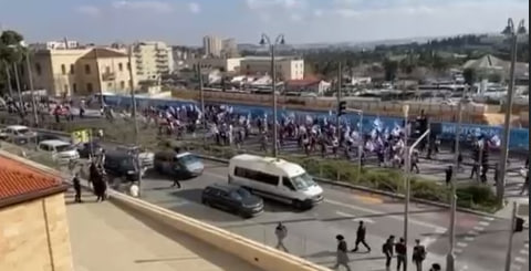 İsraildə son vəziyyət: Etirazçılar Qüdsün girişini bağladılar – VİDEO 